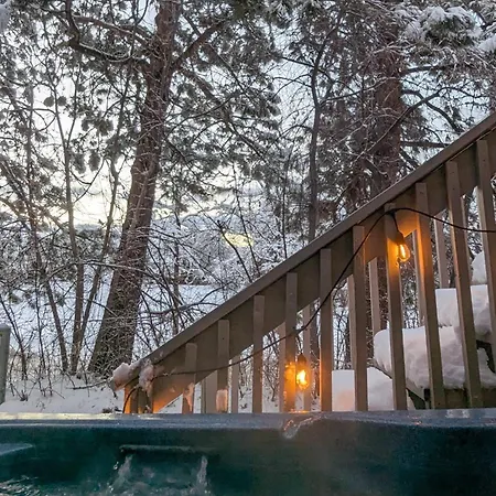 Modern Townhome With Hot Tub 10 Mi To Snowbird!